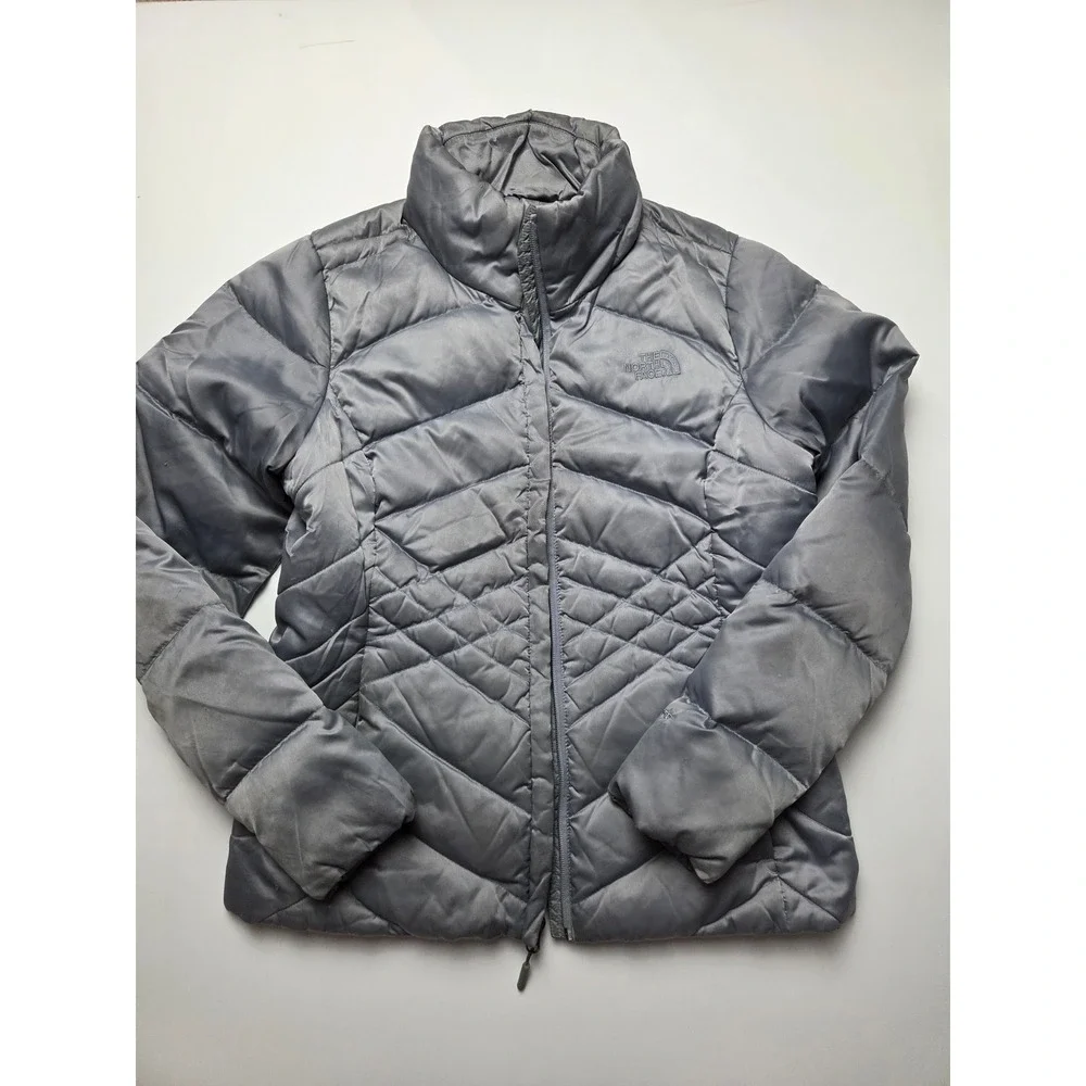 The North Face Women's Aconcagua Down Jacket Size Medium Winter Fall Gray Silver